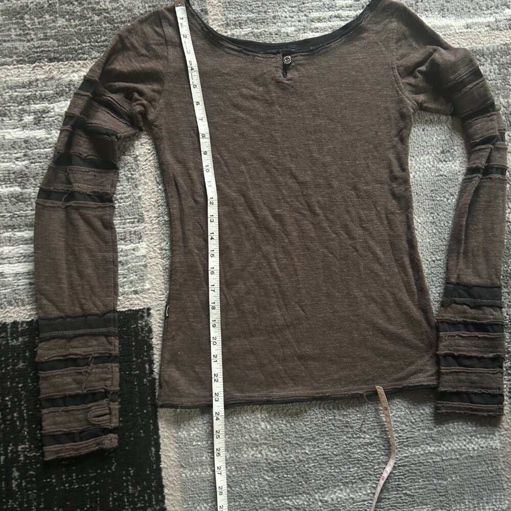 PSYLO Lampu Slub Sweater - Picture 8 of 8
